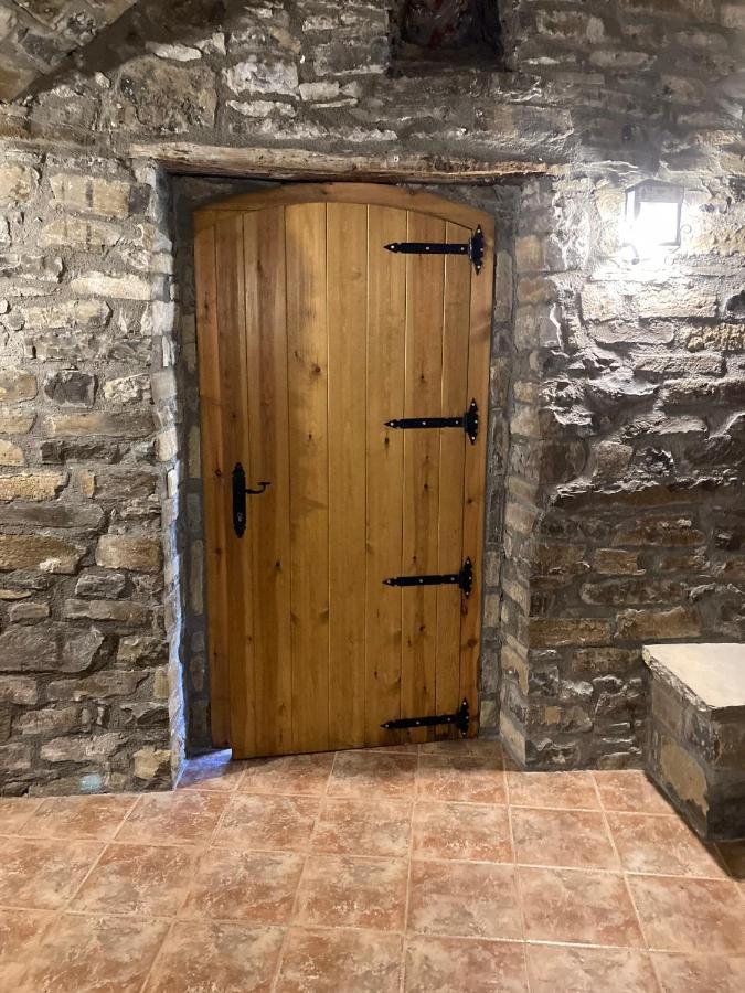 Casa Encuentra, En El Pirineo Al Lado De Ainsa Guest House El Pueyo de Araguás Exterior foto
