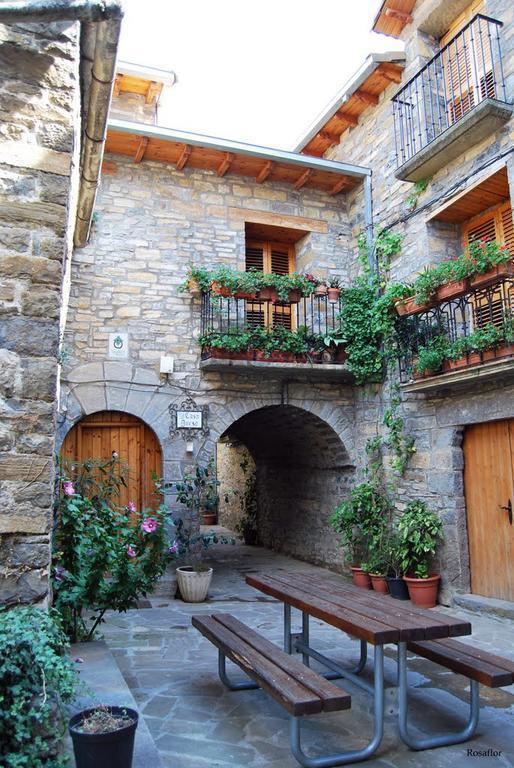 Casa Encuentra, En El Pirineo Al Lado De Ainsa Guest House El Pueyo de Araguás Exterior foto