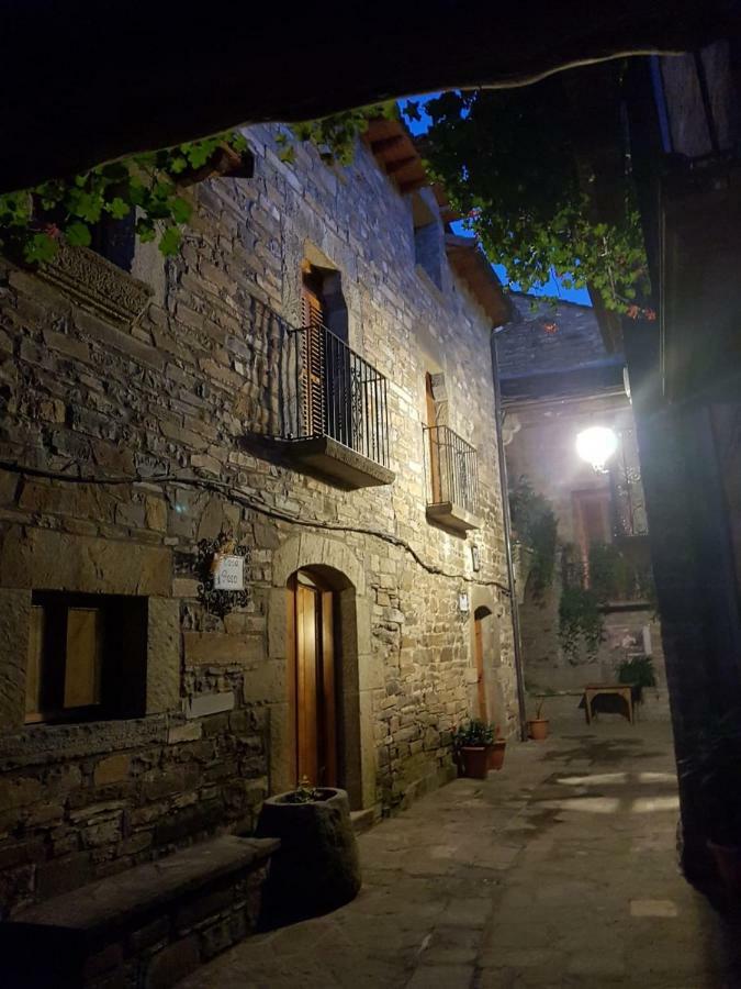 Casa Encuentra, En El Pirineo Al Lado De Ainsa Guest House El Pueyo de Araguás Exterior foto